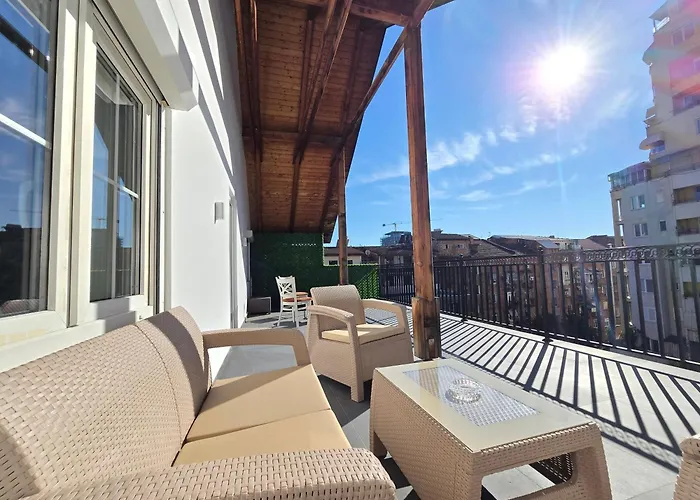 Floor Apartment